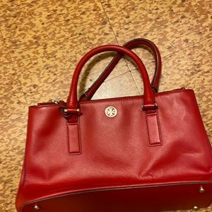 Tory Burch Red hand bag with handles and shoulder strap